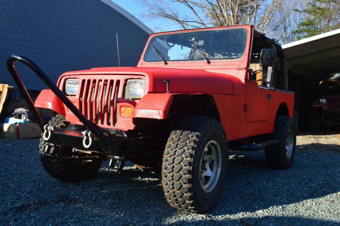 1994 6-Cylinder Manual Jeep Wrangler YJ, Runs strong Reliable and fun to drive 1994 Jeep Wrangler 4.0 L