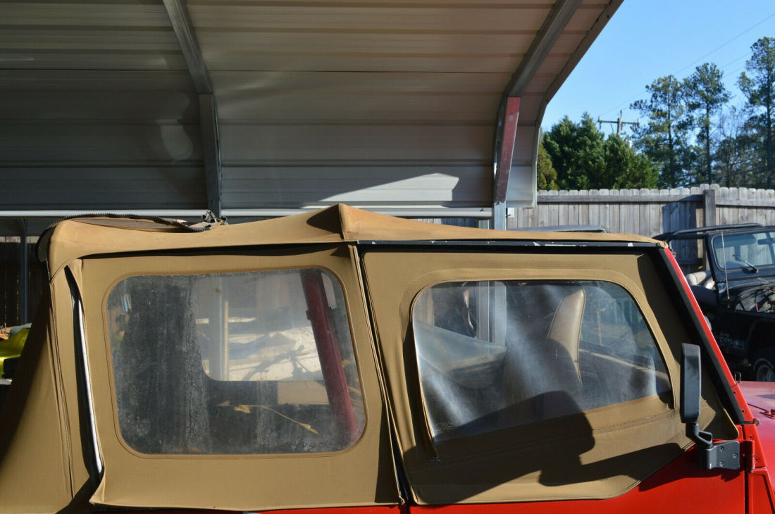 1994 Jeep Wrangler 4.0 L - photo 9