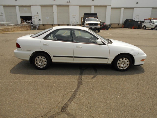 1994 Acura Integra LS Sedan 4-Door - photo 5