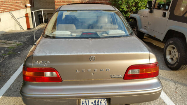 1994 Acura Legend L - photo 2