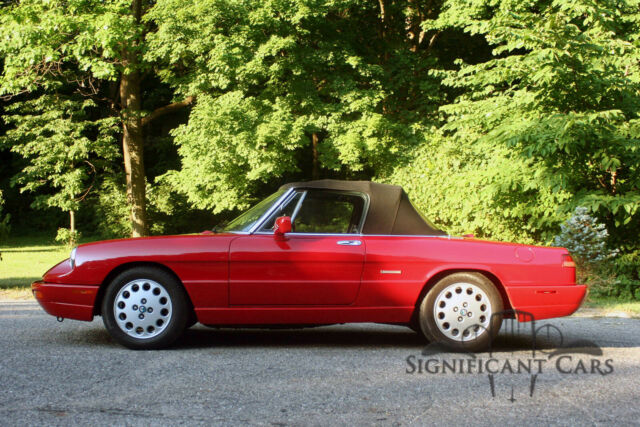 1994 Alfa Romeo Spider Veloce Commemorative Edition - photo 3