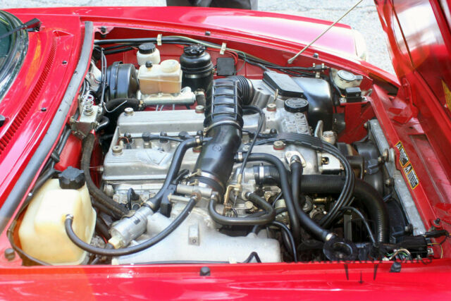 1994 Alfa Romeo Spider Veloce Commemorative Edition - photo 9