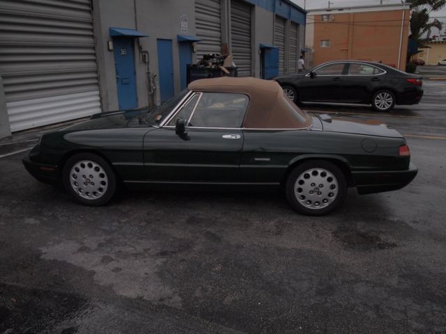 1994 Alfa Romeo Spider Veloce Commemorative Edition #43 of 190 1994 Alfa Romeo Spider