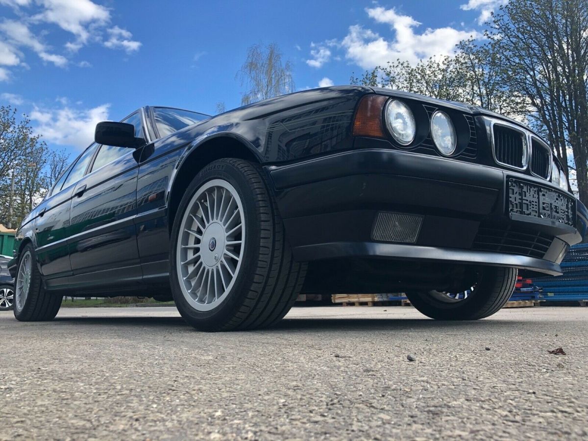 1900 BMW 5-Series - photo 2