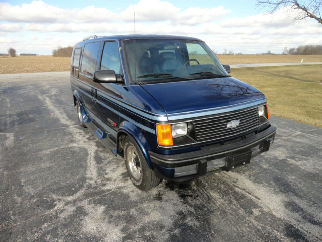 1994 Chevrolet Astro Coversion - photo 10