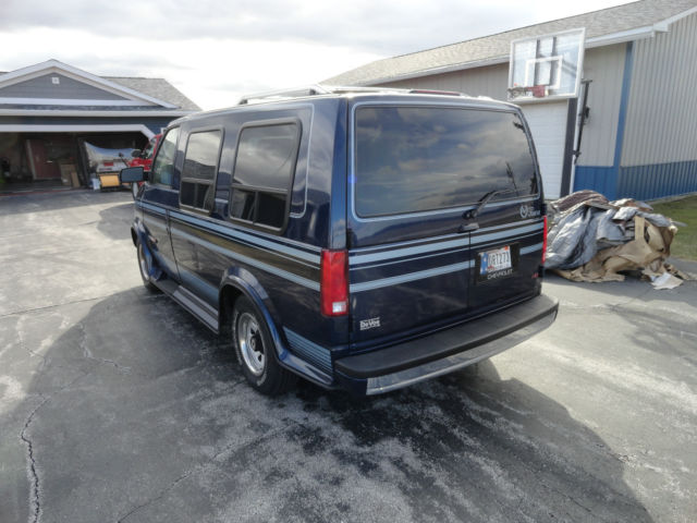 1994 Chevrolet Astro Coversion - photo 5