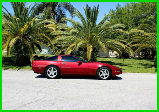1994 Base 2dr Hatchback Used 5.7L V8 16V Manual Coupe 1994 Chevrolet Corvette Base 2dr Hatchback