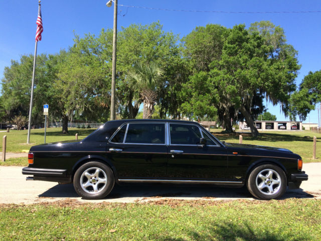 1994 Bentley Brooklands LWB Sedan 4-Door 6.8L 1994 Bentley Brooklands
