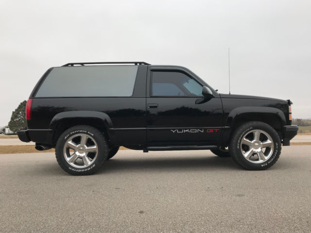1994 GMC Yukon Base Sport Utility 2-Door - photo 3