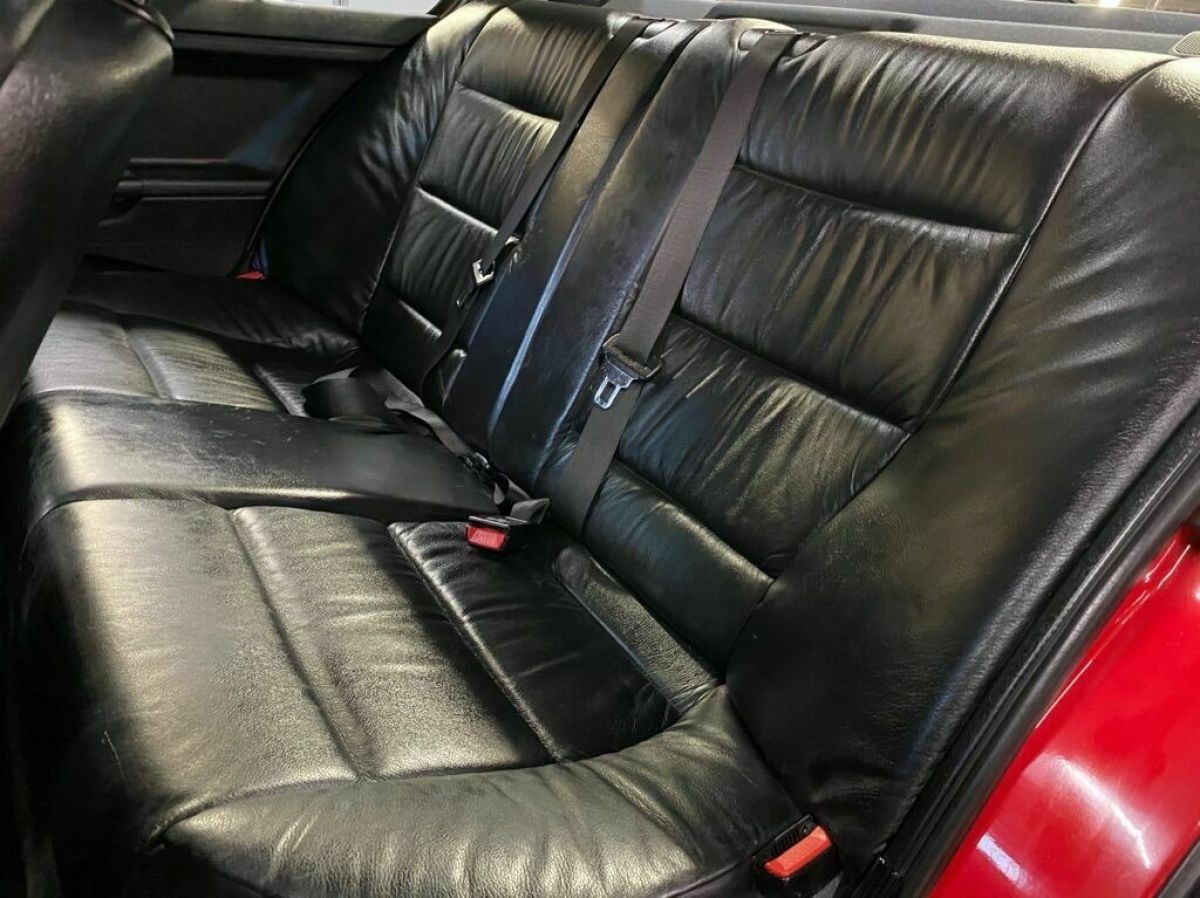 1994 BMW 3-Series 325i 4dr Sedan - photo 11