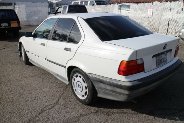 1994 BMW 3-Series 318i - photo 3