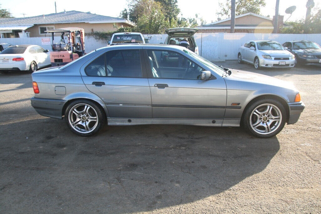 1994 BMW 3-Series 325i - photo 3