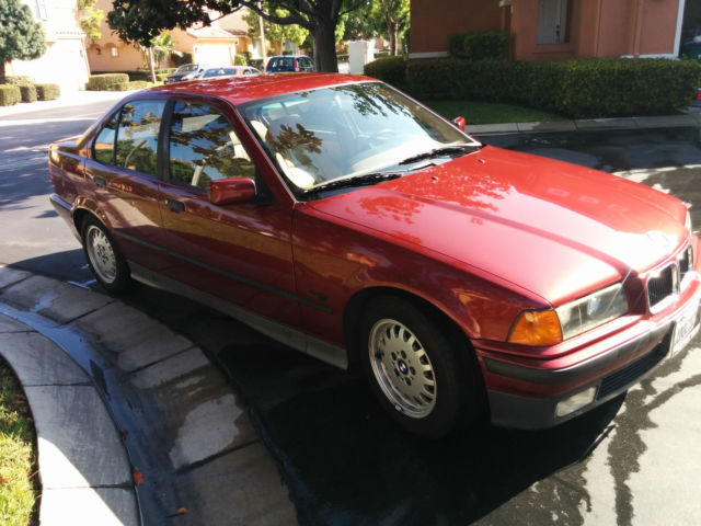 1994 BMW 3-Series Base Sedan 4-Door - photo 4