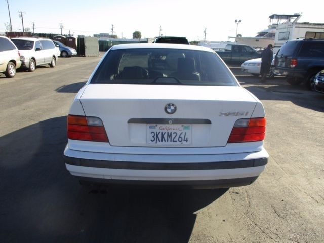 1994 BMW 3-Series i - photo 5