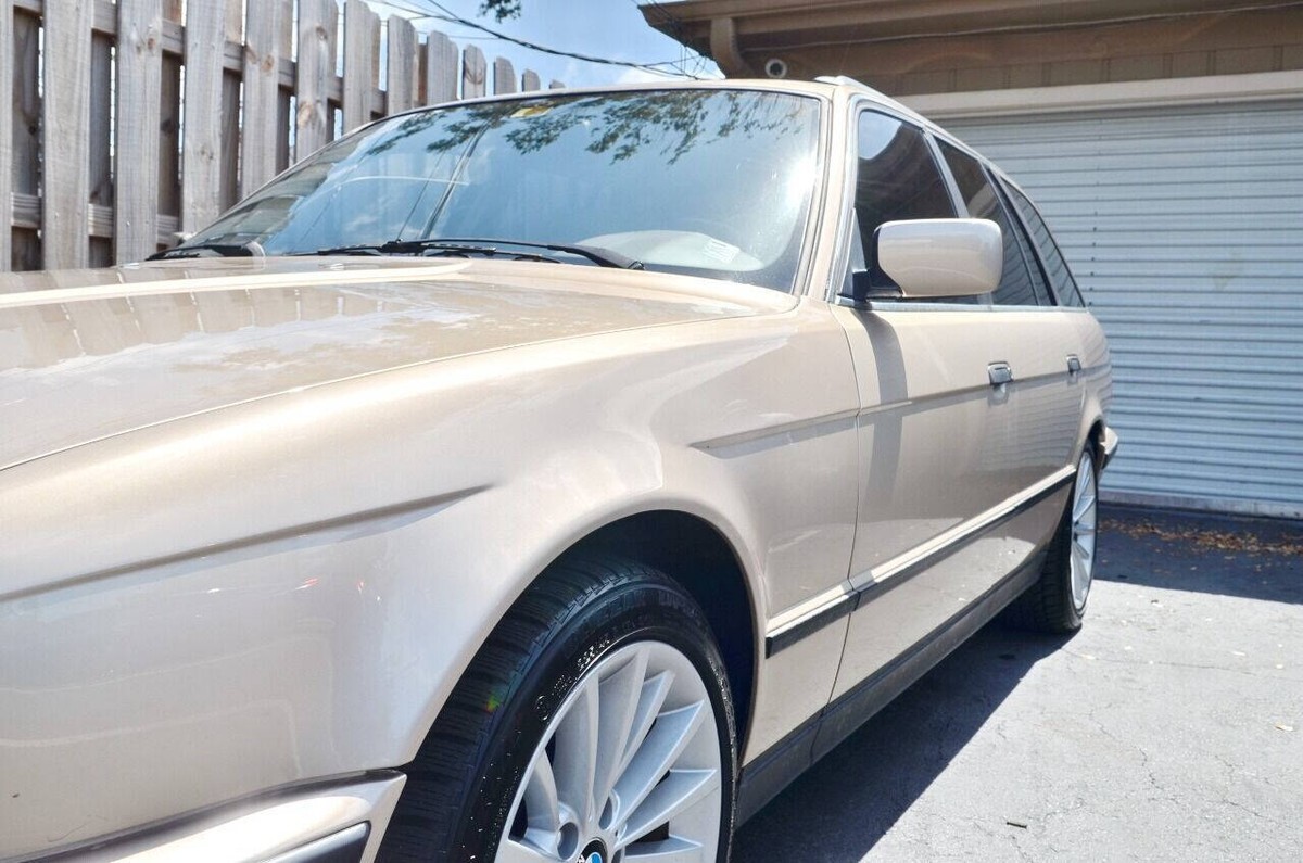 1994 BMW 5-Series 525i 4dr Wagon - photo 12