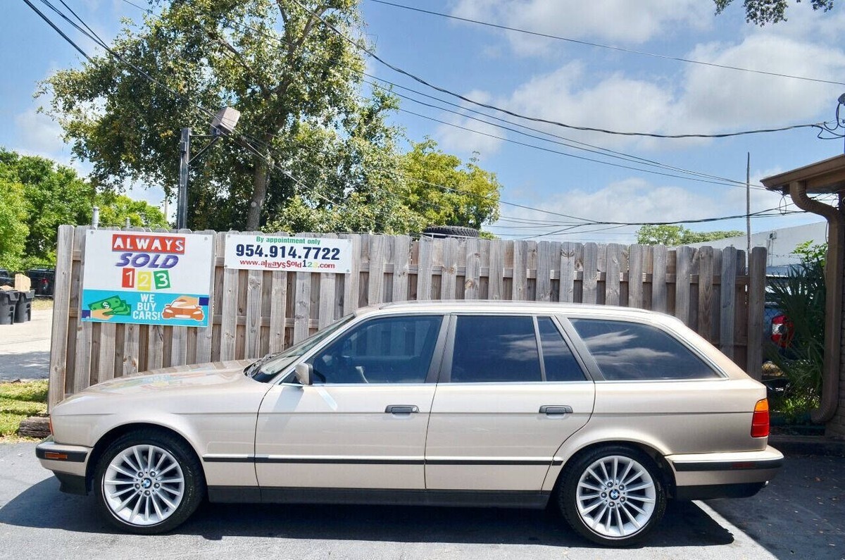1994 BMW 5-Series 525i 4dr Wagon - photo 9