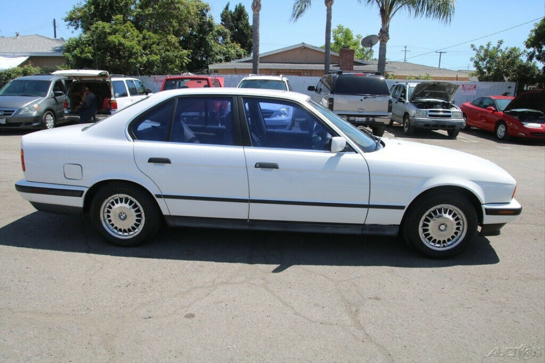 1994 BMW 5-Series 525i - photo 2