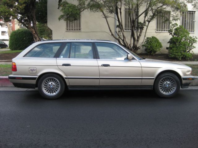 1994 BMW 530iT Wagon e34 1994 BMW 5-Series