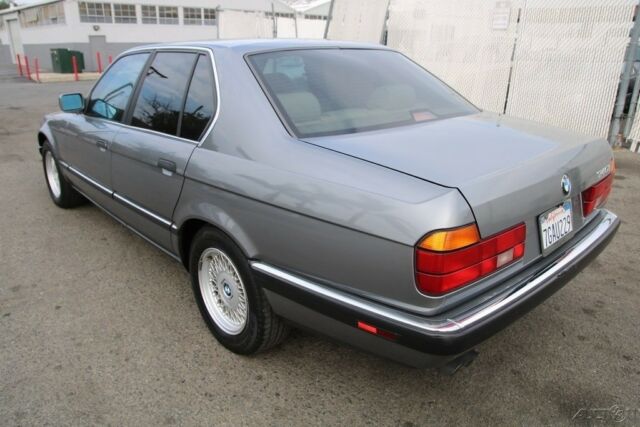 1994 BMW 7-Series i - photo 3