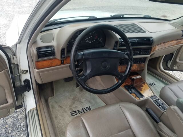 1994 BMW 7-Series 740il - photo 9