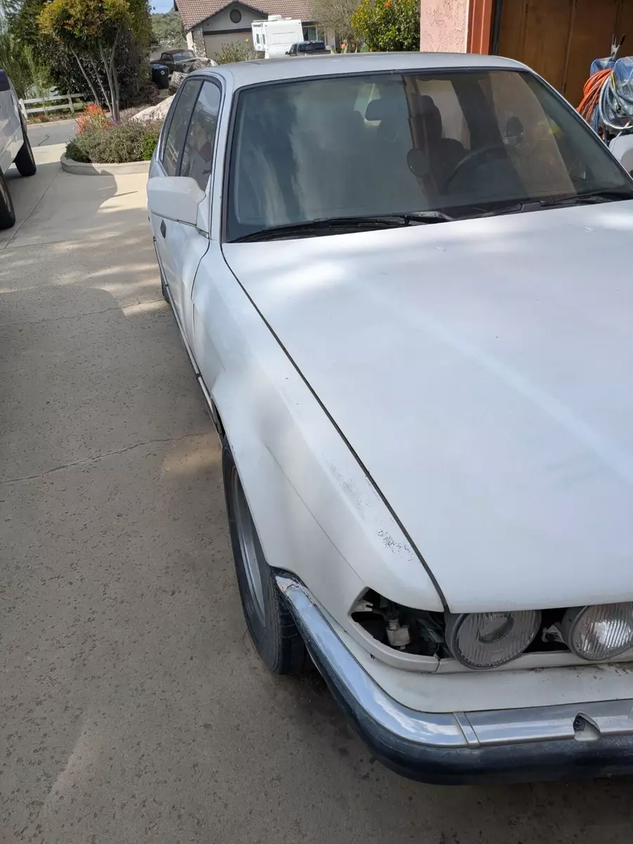 1994 BMW 750il V12 1994 BMW 7-Series