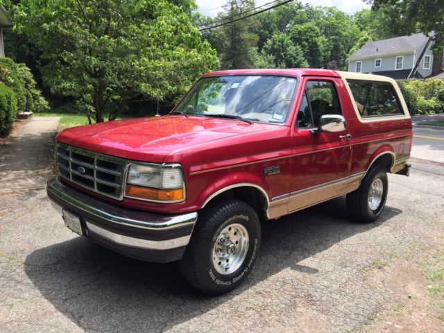 1994 Bronco 136k Actual Miles! 5.8 liter Tow Package Limited Slip Rear Axle 1994 Ford Bronco EDDIE BAUER 100% Rust Free Texas Survivor!