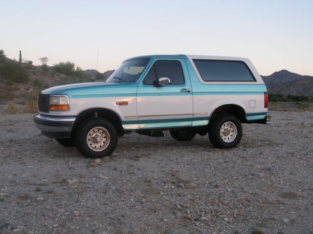 1994 Ford Bronco XLT - photo 4