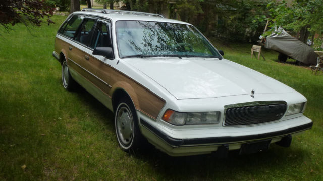 1994 Buick Century 4-door station wagon