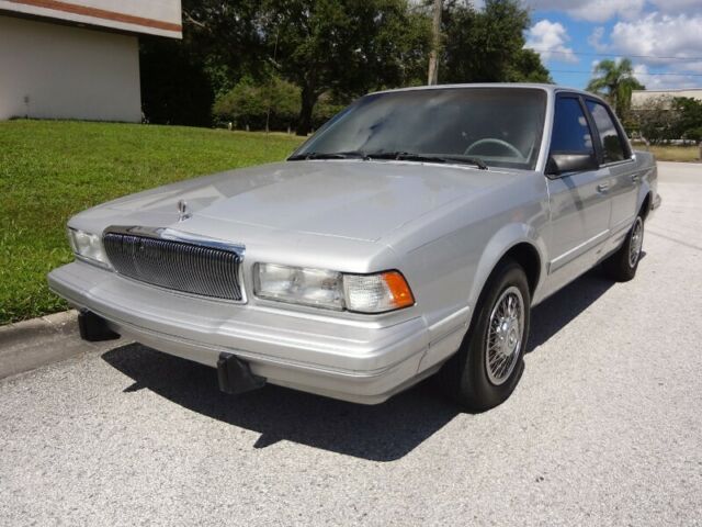 1994 Buick Century Special - photo 2