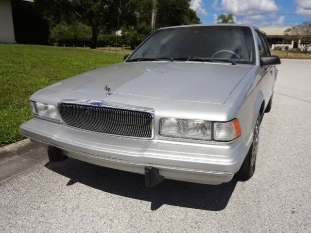 1994 Buick Century Special - photo 3