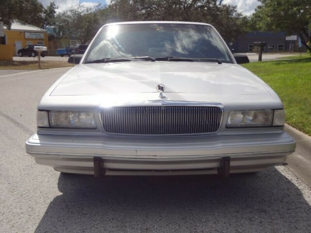 1994 Buick Century Special - photo 4