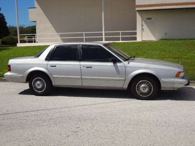1994 Buick Century Special - photo 9