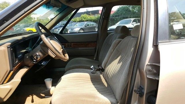 1994 Buick LeSabre Custom - photo 8