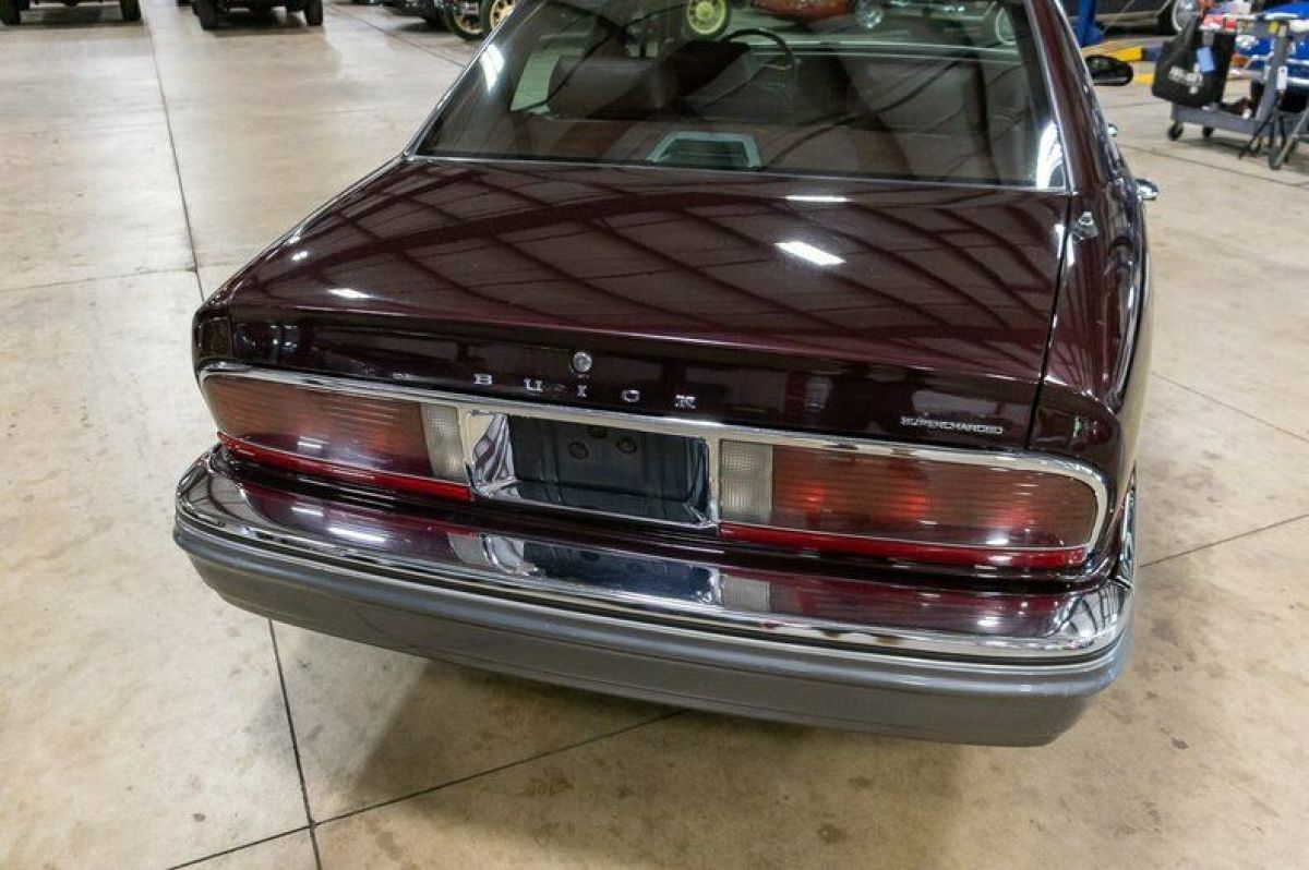 1994 Buick Park Avenue - photo 11