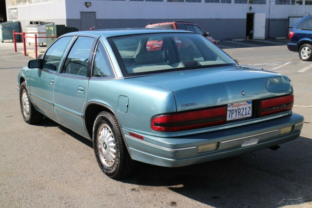 1994 Buick Regal Custom - photo 3