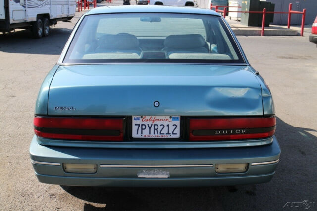 1994 Buick Regal Custom - photo 4