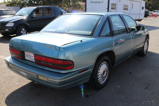 1994 Buick Regal Custom - photo 5
