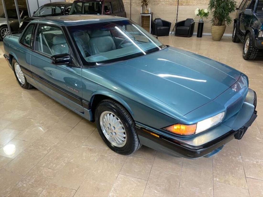 1994 Buick Regal Gran Sport 2dr Coupe Automatic 4-Speed FWD V6 3.8L Gasoline 1994 Buick Regal Gran Sport 2dr Coupe