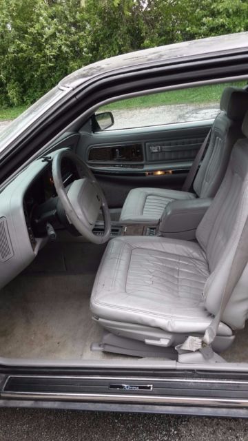 1994 Buick Riviera - photo 3