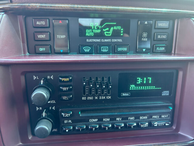 1994 Buick Roadmaster Limited Collectors Edition Wagon - photo 11