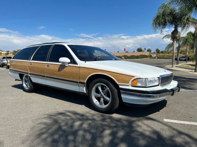 1994 Buick Roadmaster Limited Collectors Edition Wagon - photo 2