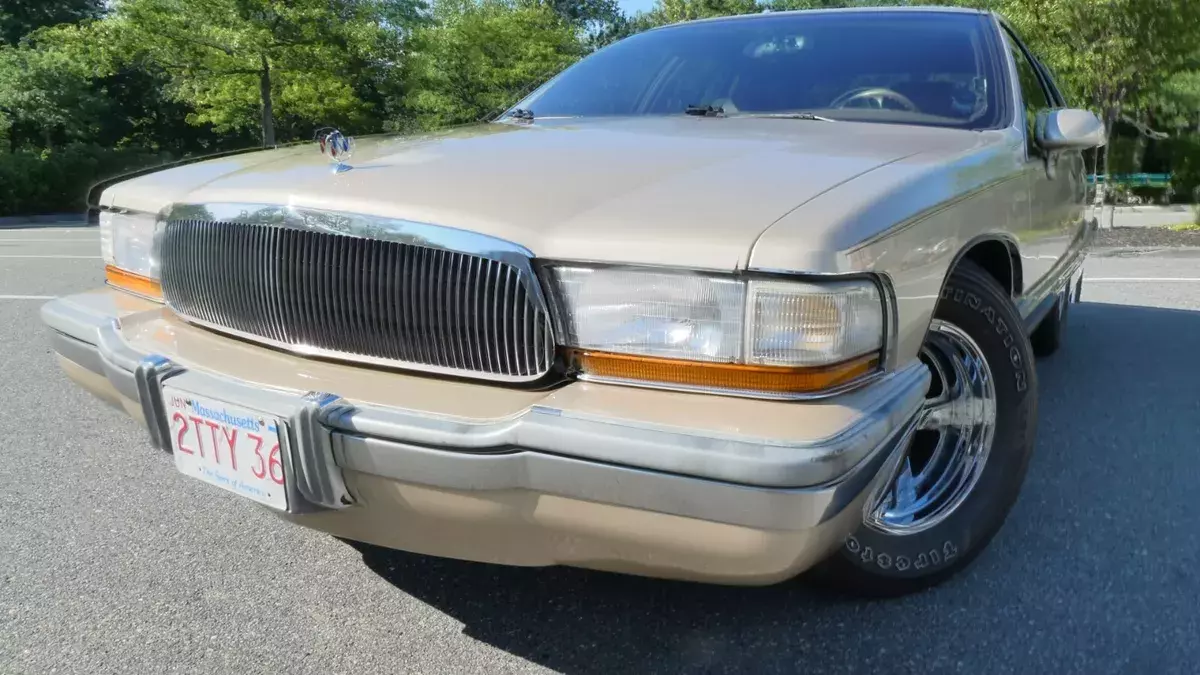 1994 buick roadmaster base sedan 4-door 5.7l TOWING Package 1994 Buick Roadmaster