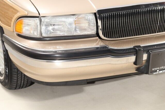 1994 Buick Roadmaster Estate 8-Passenger 5.7L V8 Wagon - photo 13