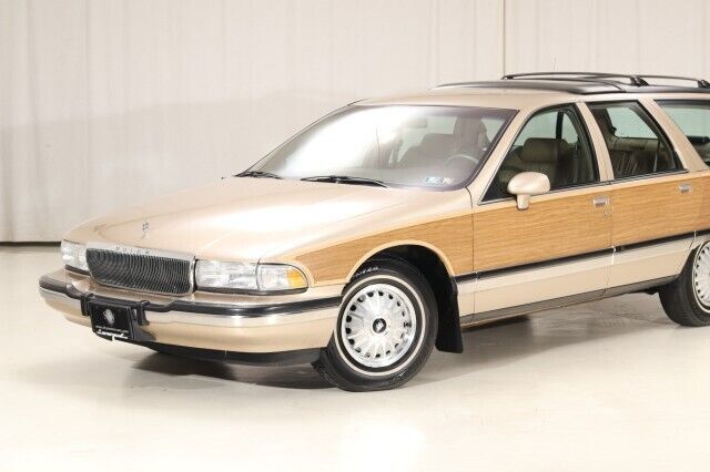 1994 Buick Roadmaster Estate 8-Passenger 5.7L V8 Wagon - photo 3