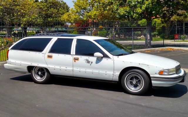 1994 Buick Roadmaster luxury Estate wagon - photo 2
