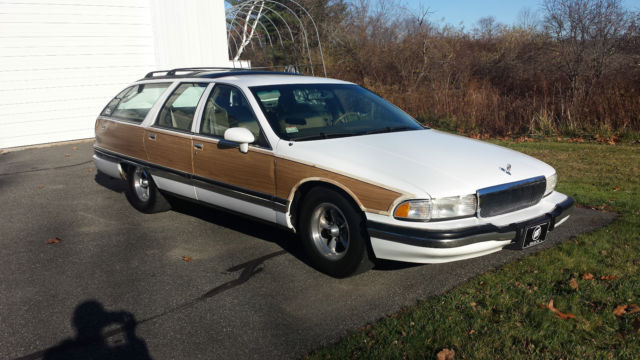 1994 Buick Roadmaster Estate Wagon 4-Door - photo 4