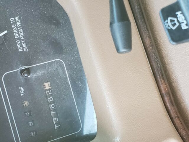 1994 Buick Roadmaster - photo 9