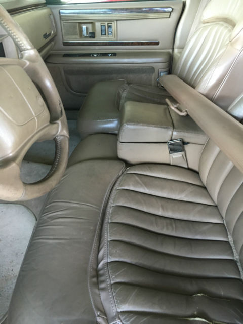 1994 Buick Roadmaster - photo 6