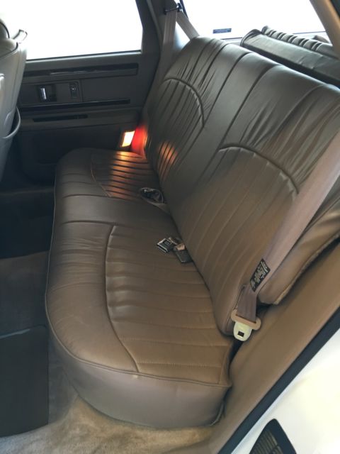 1994 Buick Roadmaster - photo 12