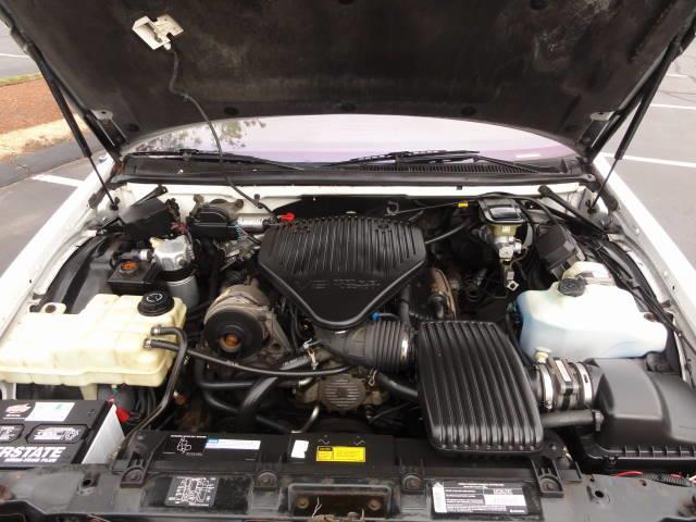 1994 Buick Roadmaster Estate Wagon Wagon 4-Door - photo 11